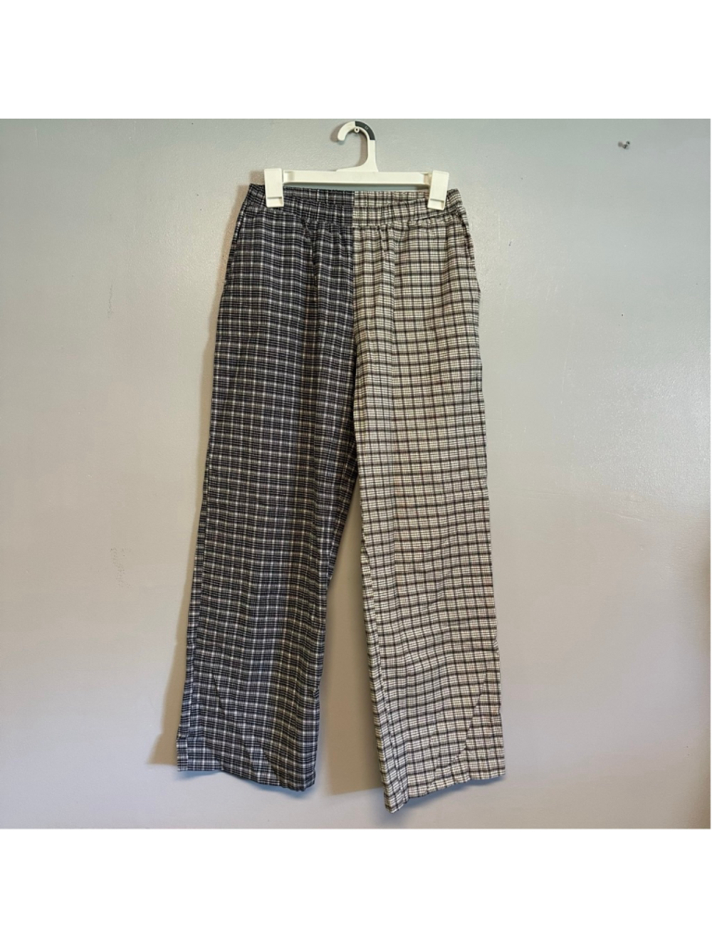 Half &Half Two-Tone Plaid Wide Leg Pants - Black & Cream